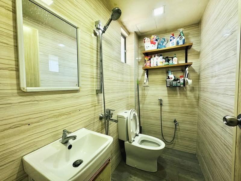 Apartment for Sale at Pangsapuri Carlina - Alif Saad - Bathroom - PropertyGuru.com.my