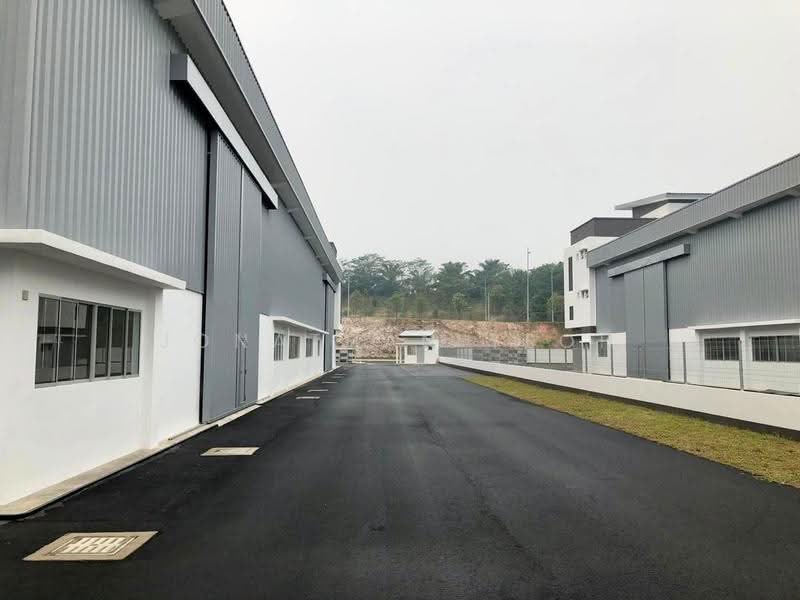Factory for Rent in Taman Sepang (Sepang) - Jonathan Yeoh - Exterior - PropertyGuru.com.my