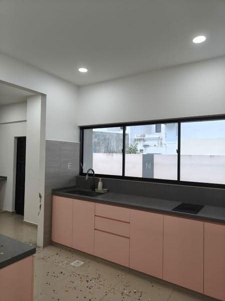 Rumah Kluster untuk Disewa di Pasir Gudang (Johor) - Eve Tan - Kitchen - PropertyGuru.com.my