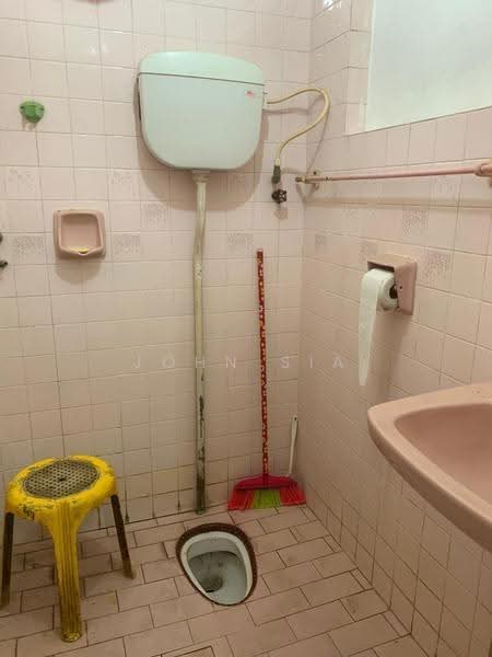 2-storey Terraced House for Rent in Taman Perling (Perling) - John Sia - Bathroom - PropertyGuru.com.my
