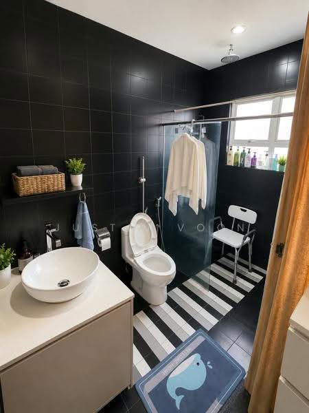 Rumah Berkembar untuk Dijual di Damansara Legenda (Petaling Jaya) - Justin Voon - Bathroom - PropertyGuru.com.my