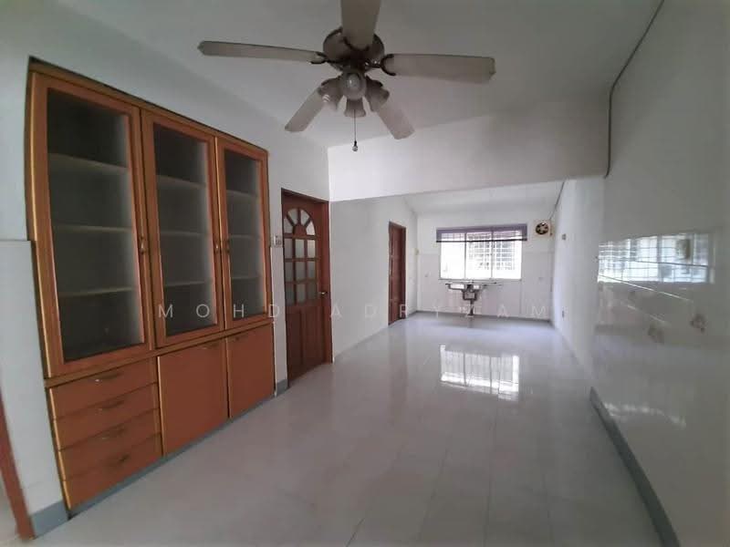 Rumah Teres 2-Tingkat untuk Dijual di TTDI Jaya (Shah Alam) - Mohd Adryzam - Interior - PropertyGuru.com.my