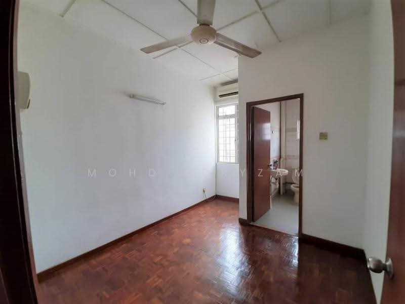 Rumah Teres 2-Tingkat untuk Dijual di TTDI Jaya (Shah Alam) - Mohd Adryzam - Bathroom - PropertyGuru.com.my