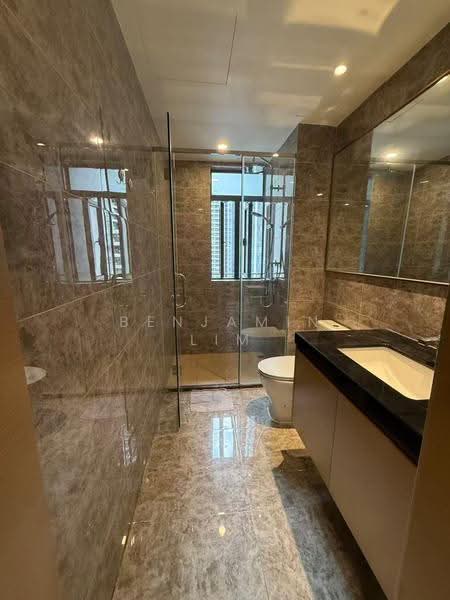 Kondominium untuk Dijual di R&F Princess Cove Phase 2-Seine Region - Benjamin Lim - Bathroom - PropertyGuru.com.my