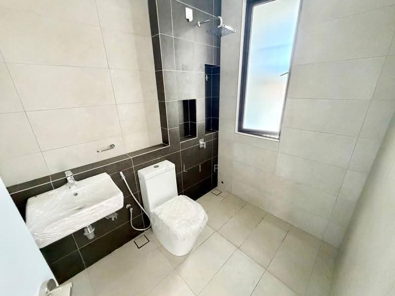 2-storey Terraced House for Sale in Alam Impian (Shah Alam) - Alif Saad - Bathroom - PropertyGuru.com.my