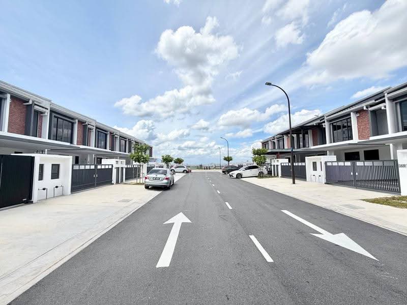 2-storey Terraced House for Sale in Alam Impian (Shah Alam) - Alif Saad - Exterior - PropertyGuru.com.my