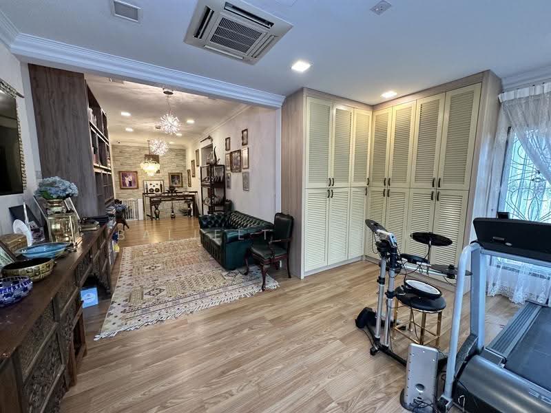 Rumah Berkembar untuk Dijual di SS4 (Petaling Jaya) - Baljeet Singh - Living Room - PropertyGuru.com.my