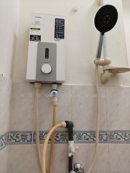 Rumah Bandar untuk Disewa di Johor Bahru (Johor) - Hong Charng Lee - Bathroom - PropertyGuru.com.my