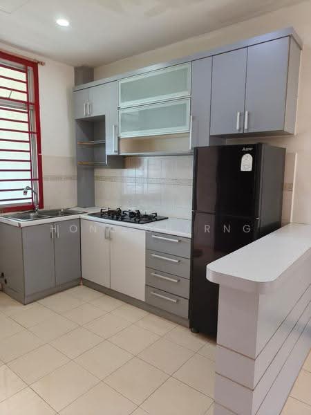 Rumah Bandar untuk Disewa di Johor Bahru (Johor) - Hong Charng Lee - Kitchen - PropertyGuru.com.my