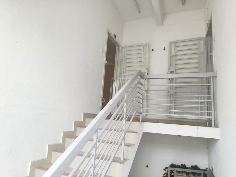Rumah Teres untuk Disewa di Kajang (Selangor) - Stanley Ooi - Corridor - PropertyGuru.com.my