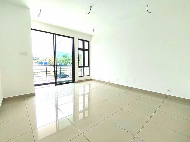 2-storey Terraced House for Sale in Semenyih (Selangor) - Farhan Rafael - Balcony - PropertyGuru.com.my