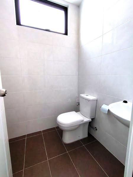 2-storey Terraced House for Sale in Semenyih (Selangor) - Farhan Rafael - Bathroom - PropertyGuru.com.my