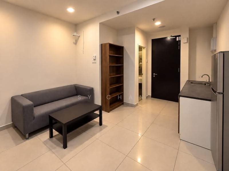 Kediaman Servis untuk Disewa di Dorsett Waterfront Subang - SY Chan - Living Room - PropertyGuru.com.my