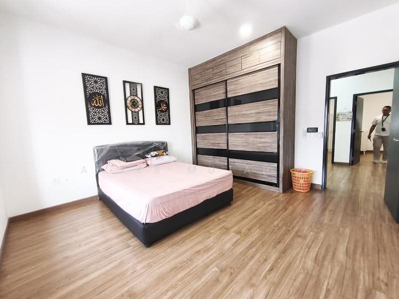 Rumah Teres 2-Tingkat untuk Disewa di Dengkil (Selangor) - Ameer Mujahid - Bedroom - PropertyGuru.com.my
