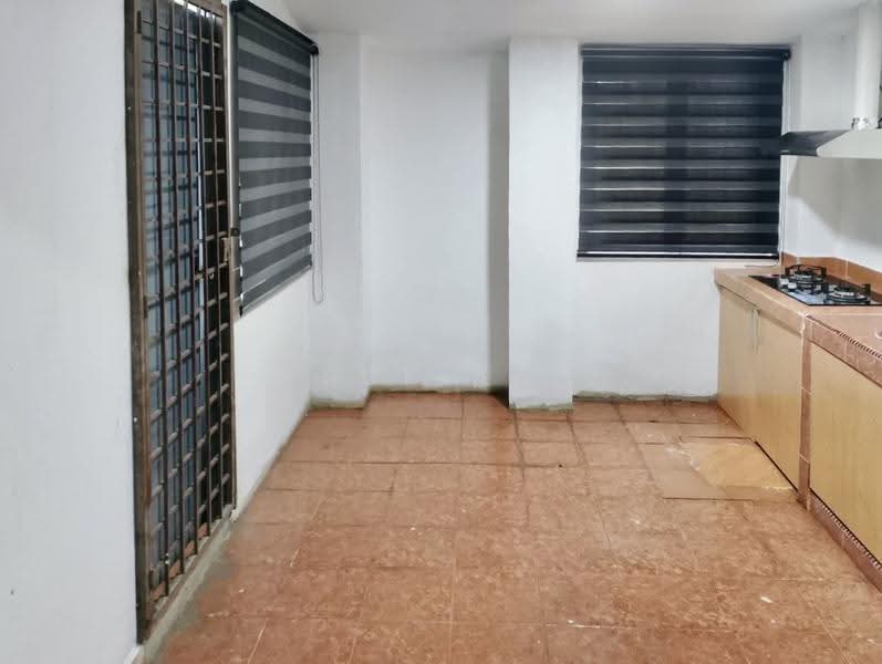 2-storey Terraced House for Rent in Kota Damansara (Selangor) - Sufian Kamaruddin - Kitchen - PropertyGuru.com.my