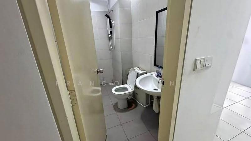 Pangsapuri untuk Disewa di Residensi Seri Wahyu - Franco Leong - Bathroom - PropertyGuru.com.my