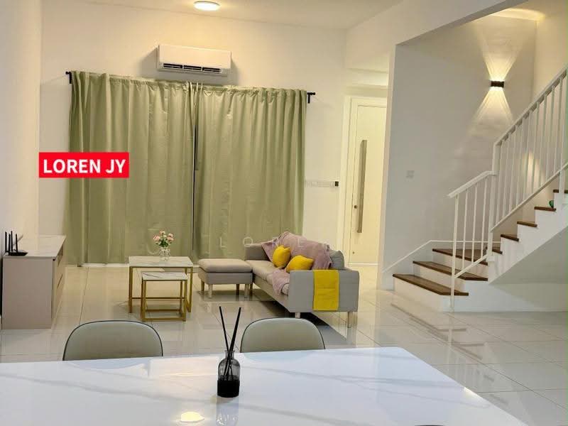 Rumah Teres 2-Tingkat untuk Disewa di Aspen Vision City (Batu Kawan) - Loren Jia Ying - Living Room - PropertyGuru.com.my