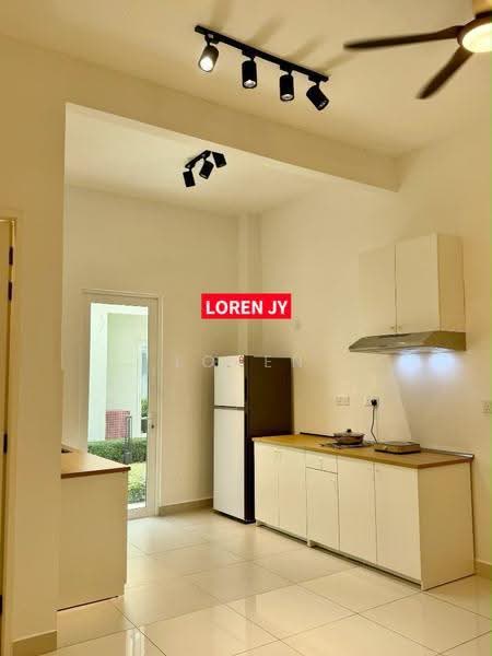 Rumah Teres 2-Tingkat untuk Disewa di Aspen Vision City (Batu Kawan) - Loren Jia Ying - Kitchen - PropertyGuru.com.my