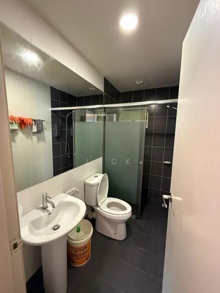 Kondominium untuk Dijual di 10 Island Resort - Jack Law - Bathroom - PropertyGuru.com.my