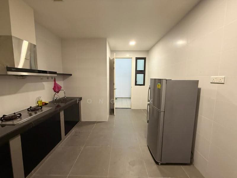 Cluster House for Sale in Eco Botanic (Iskandar Puteri (Nusajaya)) - Fong Lik - Kitchen - PropertyGuru.com.my