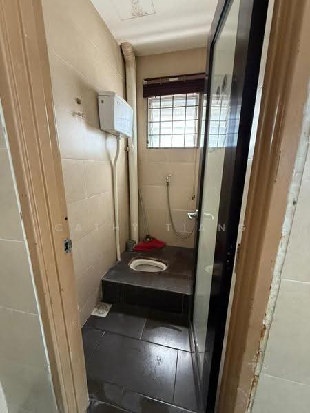 Shop / Office for Sale in Seremban (Negeri Sembilan) - Cathy Tiang - Bathroom - PropertyGuru.com.my