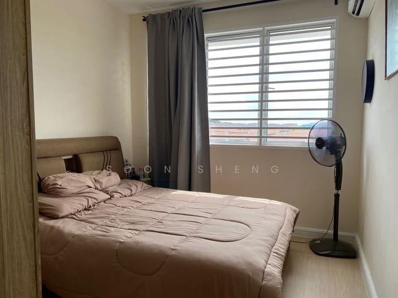 Pangsapuri untuk Dijual di Goodview Heights - Soon Sheng Law - Bedroom - PropertyGuru.com.my