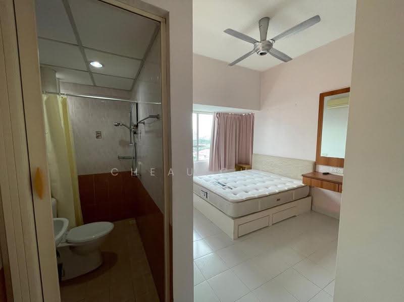 Pangsapuri untuk Disewa di University Place (Plaza Ivory) - Cheau Chie Ooi - Bedroom - PropertyGuru.com.my