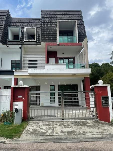 Rumah Teres 2.5-Tingkat untuk Dijual di Taman Kempas Utama (Tebrau) - Daniel Yong - Exterior - PropertyGuru.com.my