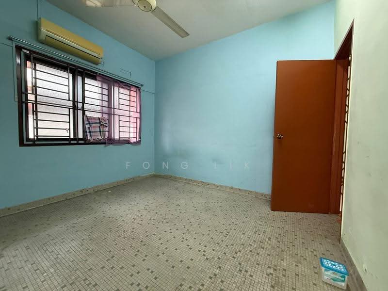 Semi-Detached House for Sale in Taman Majidee (Johor Bahru) - Fong Lik - Interior - PropertyGuru.com.my