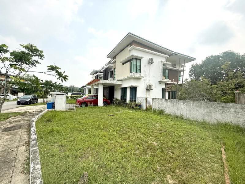 Rumah Berkembar untuk Dijual di Seksyen U9 (Shah Alam) - Akmal Adam - Exterior - PropertyGuru.com.my
