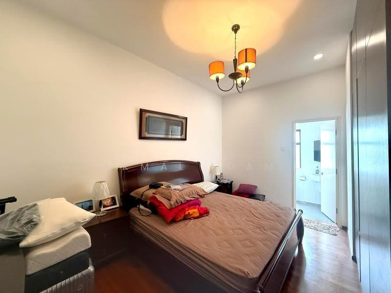 Rumah Berkembar untuk Dijual di Seksyen U9 (Shah Alam) - Akmal Adam - Bedroom - PropertyGuru.com.my
