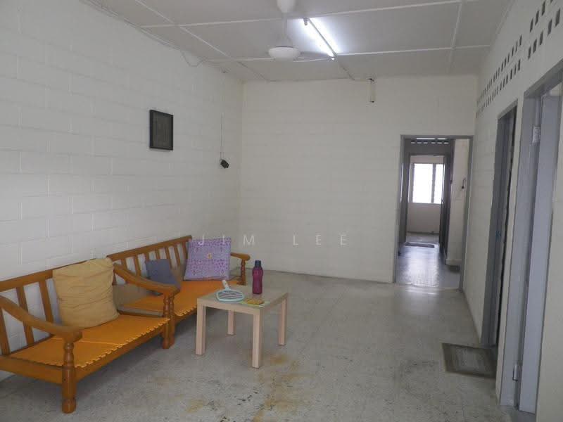 1-storey Terraced House for Rent in Kepong Baru (Kepong) - Jim Lee - Living Room - PropertyGuru.com.my