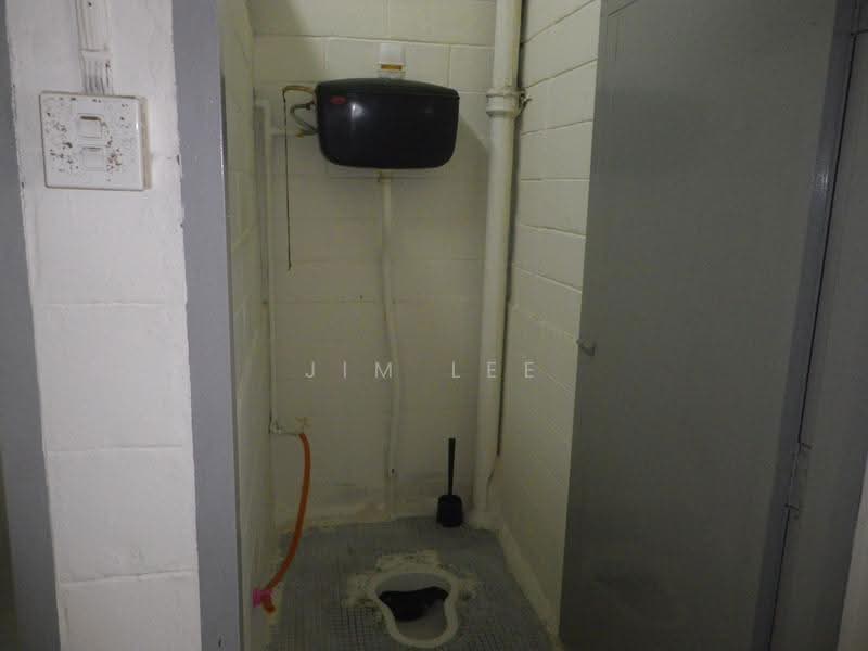 1-storey Terraced House for Rent in Kepong Baru (Kepong) - Jim Lee - Bathroom - PropertyGuru.com.my