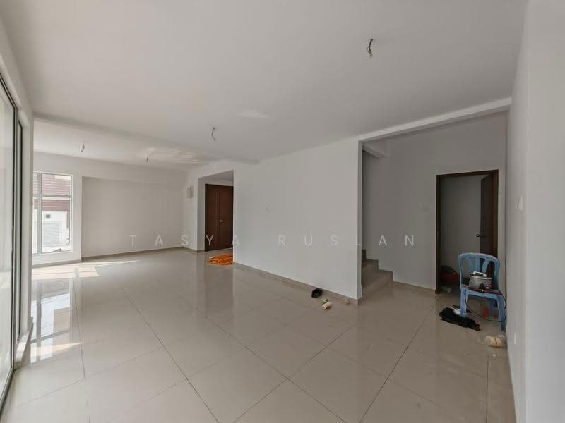 Semi-Detached House for Sale in Seksyen 29 (Shah Alam) - Tasya Ruslan - PropertyGuru.com.my