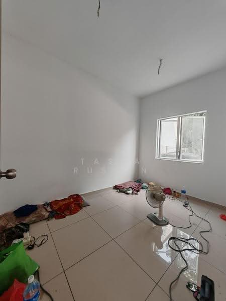 Semi-Detached House for Sale in Seksyen 29 (Shah Alam) - Tasya Ruslan - PropertyGuru.com.my