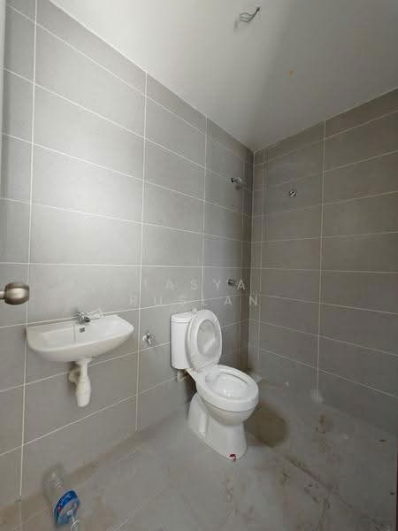 Semi-Detached House for Sale in Seksyen 29 (Shah Alam) - Tasya Ruslan - PropertyGuru.com.my