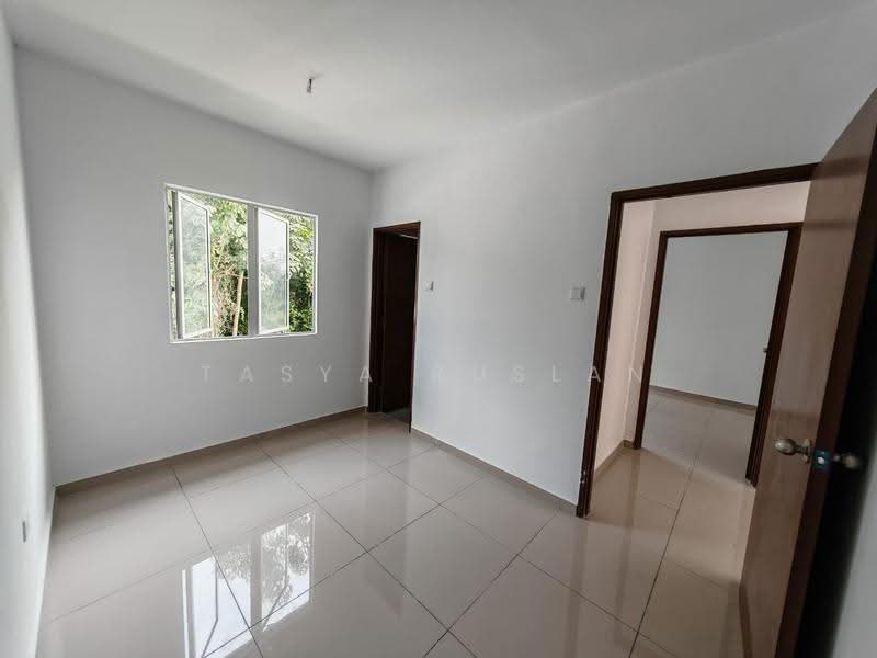 Semi-Detached House for Sale in Seksyen 29 (Shah Alam) - Tasya Ruslan - PropertyGuru.com.my