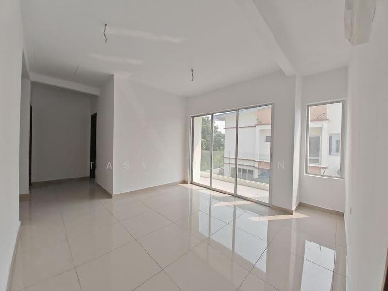 Semi-Detached House for Sale in Seksyen 29 (Shah Alam) - Tasya Ruslan - PropertyGuru.com.my