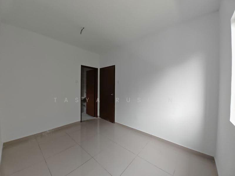 Semi-Detached House for Sale in Seksyen 29 (Shah Alam) - Tasya Ruslan - PropertyGuru.com.my