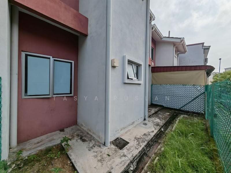2-storey Terraced House for Sale in Bandar Seri Putra (Bangi) - Tasya Ruslan - Exterior - PropertyGuru.com.my
