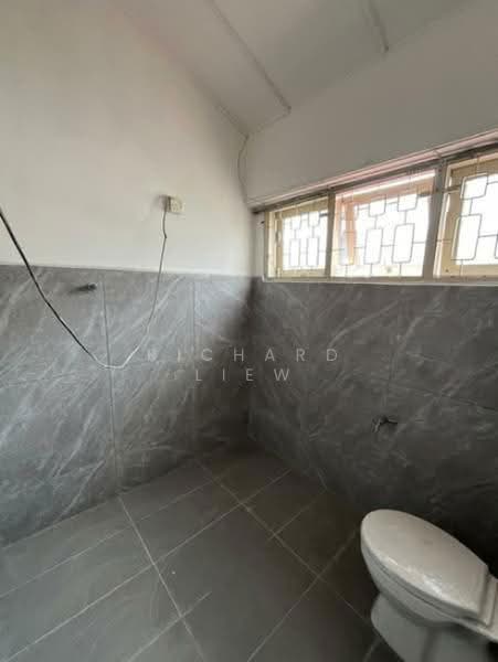 Rumah Teres 2-Tingkat untuk Dijual di SS2 (Petaling Jaya) - Richard Liew - Bathroom - PropertyGuru.com.my