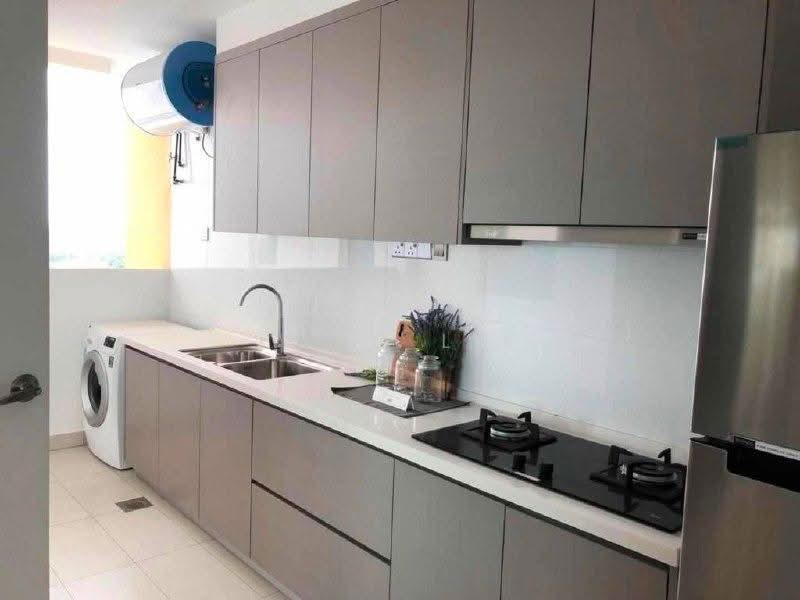 Condominium for Sale at D'Suites Akasia Horizon @ Horizon Hills - Fong Lik - Kitchen - PropertyGuru.com.my