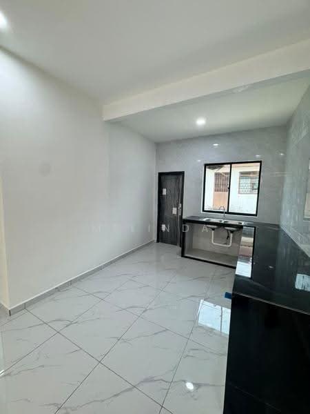 Rumah Teres 1-Tingkat untuk Dijual di Bandar Putra Kulai (Kulai) - Melinda Ee - Kitchen - PropertyGuru.com.my