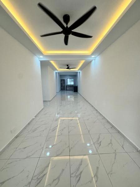 Rumah Teres 1-Tingkat untuk Dijual di Bandar Putra Kulai (Kulai) - Melinda Ee - Corridor - PropertyGuru.com.my