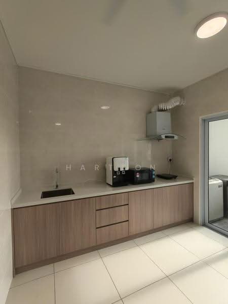 Kondominium untuk Disewa di Aurora Residence @ Lake Side City - Hartson Lew - Kitchen - PropertyGuru.com.my