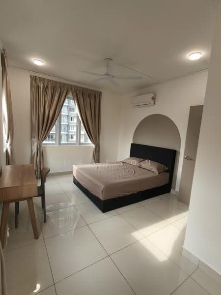 Kondominium untuk Disewa di Aurora Residence @ Lake Side City - Hartson Lew - Bedroom - PropertyGuru.com.my