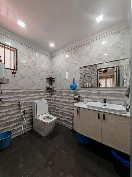 Condominium for Sale at Sri Suajaya Condominium - Tasya Ruslan - PropertyGuru.com.my