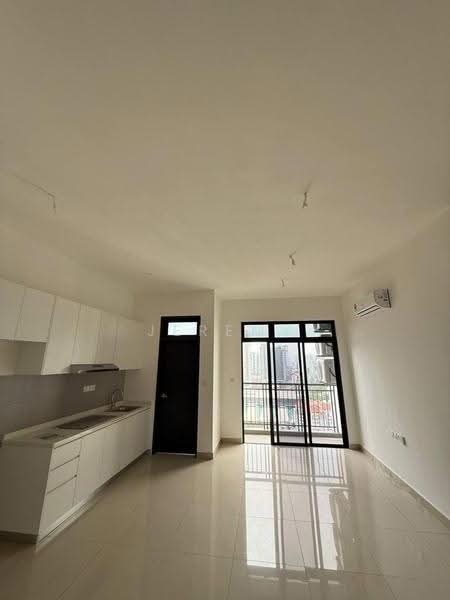 Kediaman Servis untuk Dijual di Meldrum Heights (Residensi Meldrum) - Jeremy Goh - Kitchen - PropertyGuru.com.my