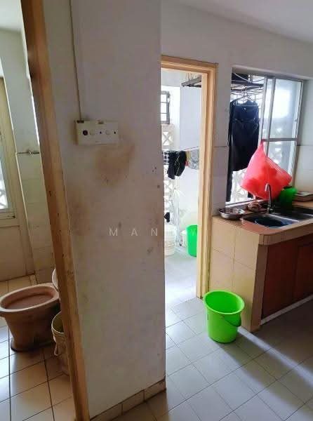 Kondominium untuk Dijual di Danau Idaman - Mandy Liew - Bathroom - PropertyGuru.com.my