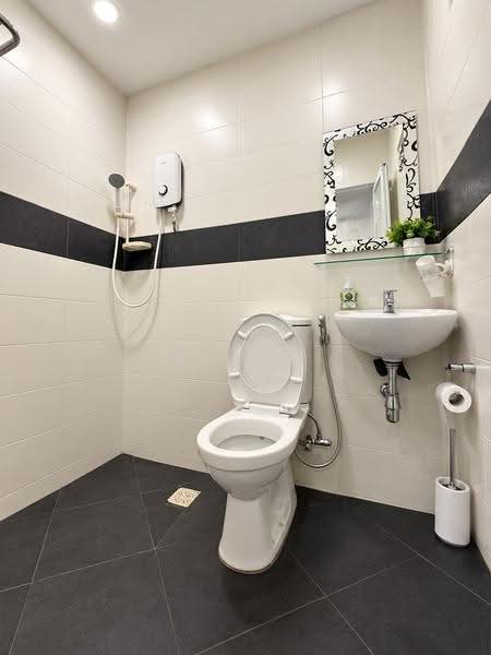 1-storey Terraced House for Sale in Tanjung Tokong (Penang) - Susan Chia - Bathroom - PropertyGuru.com.my